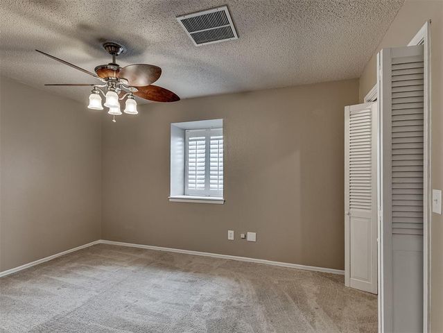 11437 N May Avenue, Oklahoma City, OK 73120