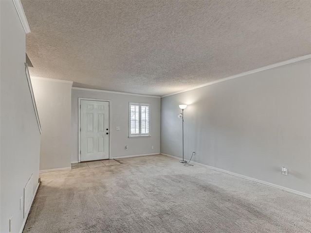 11437 N May Avenue, Oklahoma City, OK 73120