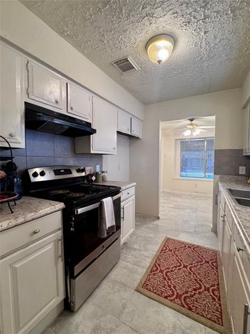 5039 Raven Ridge Drive, Houston, TX 77053