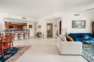 8390 SW 72nd Ave 707, Miami, FL 33143