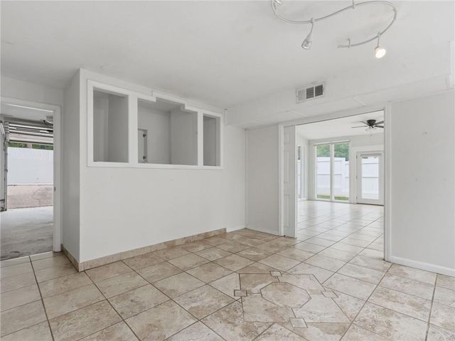 1072 Monroe Drive, Atlanta, GA 30306