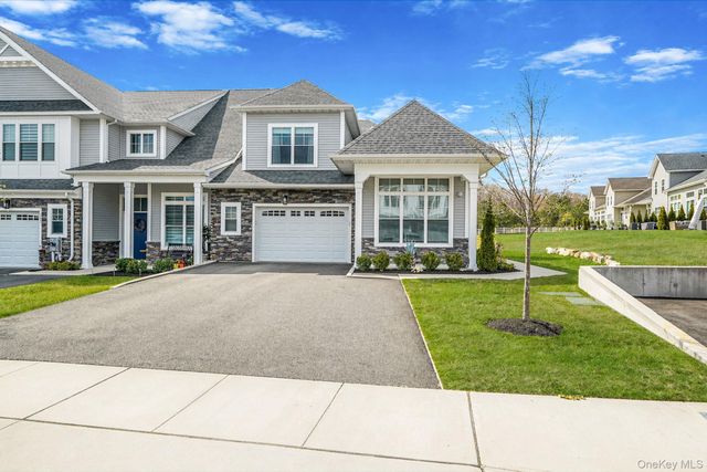 366 Wavell Avenue, Yaphank, NY 11980