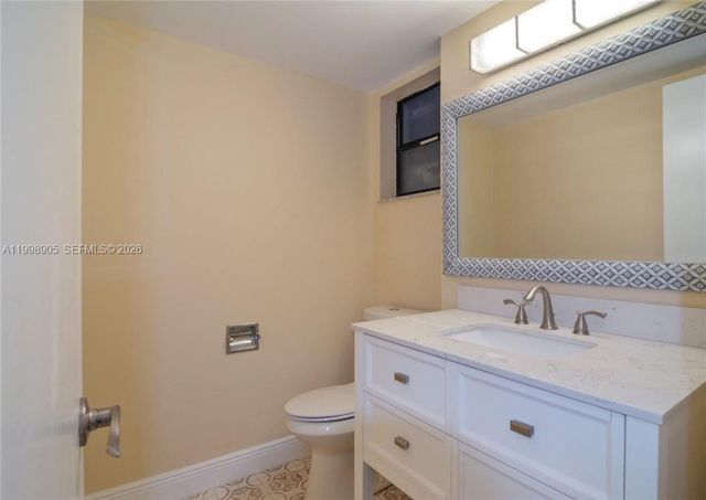 1100 Colony Point Cir 105, Pembroke Pines, FL 33026