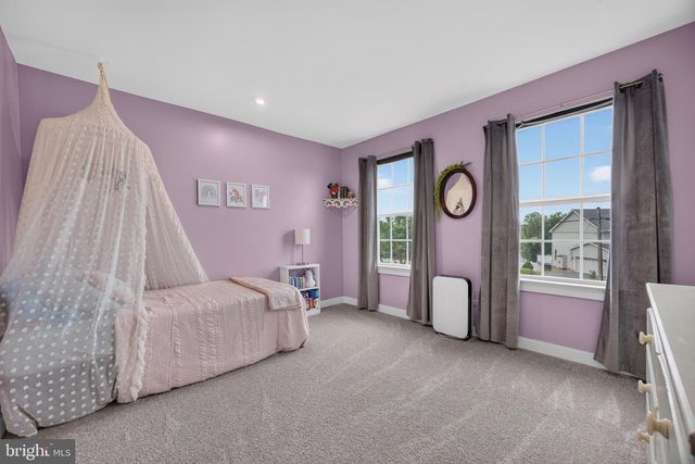 1220 BECK MILL RD, Hanover, PA 17331