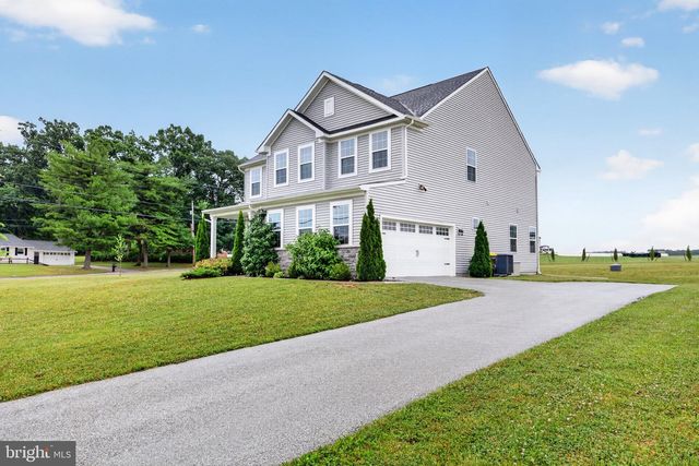 1220 BECK MILL RD, Hanover, PA 17331
