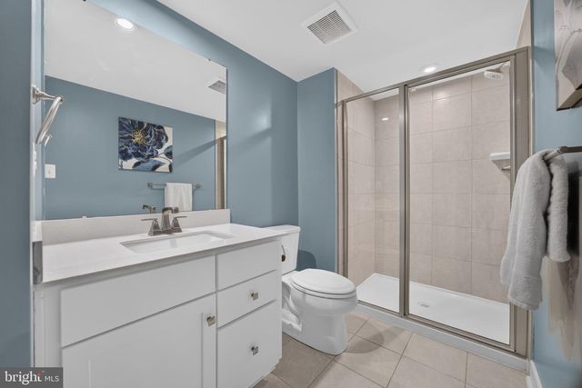 1220 BECK MILL RD, Hanover, PA 17331