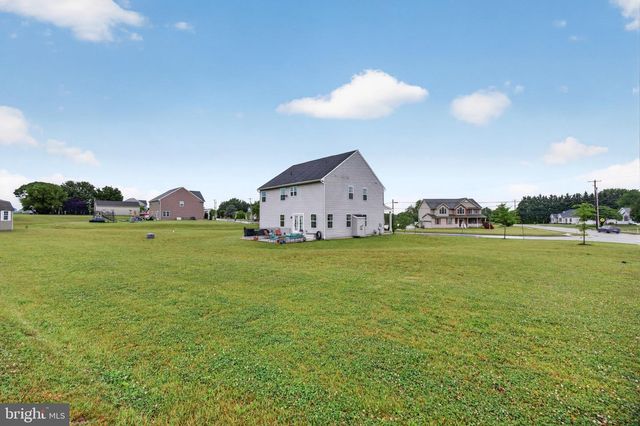 1220 BECK MILL RD, Hanover, PA 17331