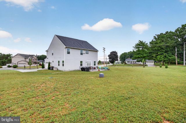1220 BECK MILL RD, Hanover, PA 17331