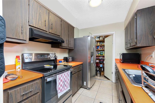 335 KENOVA STREET, Port Charlotte, FL 33954