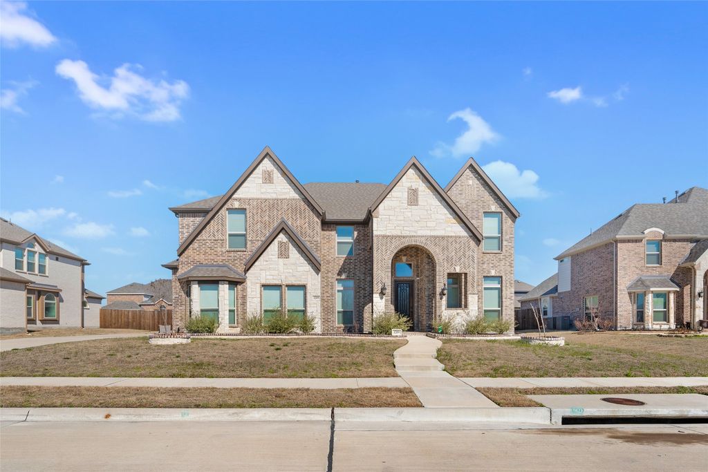 1209 Rogers Parkway, Forney, TX 75126