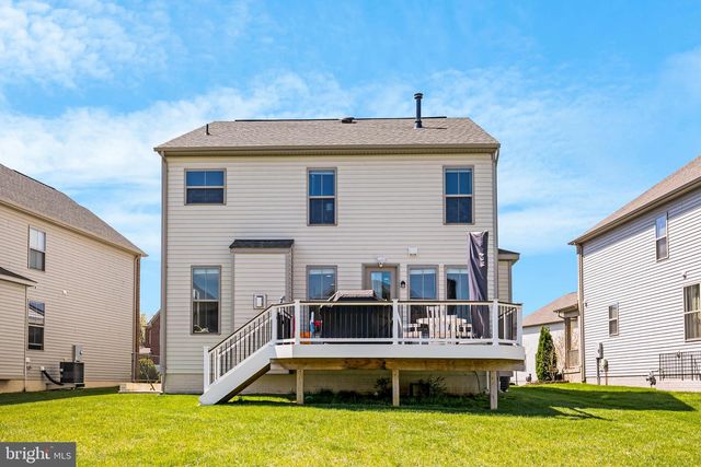 42526 OXFORD FOREST CIR, Chantilly, VA 20152