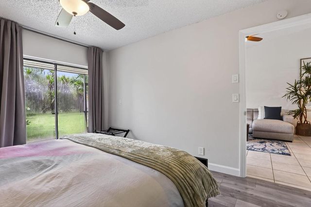 1032 E Lakes Drive, Deerfield Beach, FL 33064