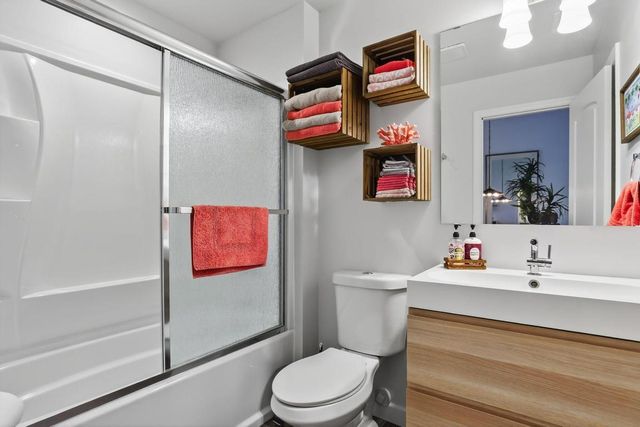 1032 E Lakes Drive, Deerfield Beach, FL 33064