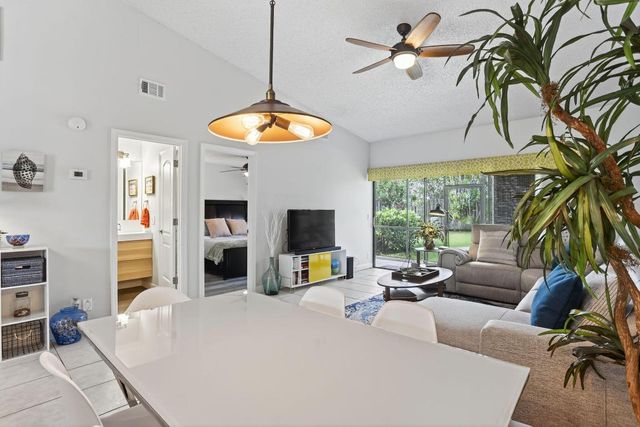 1032 E Lakes Drive, Deerfield Beach, FL 33064