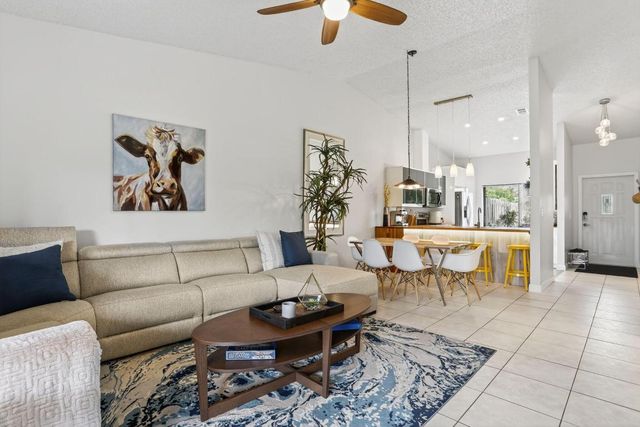 1032 E Lakes Drive, Deerfield Beach, FL 33064