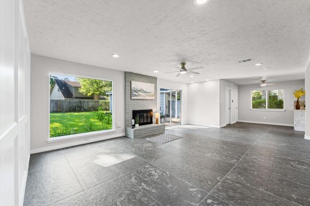3538 Glenwood Springs Drive, Houston, TX 77345
