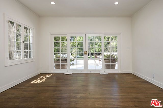 925 N Rexford Drive, Beverly Hills, CA 90210