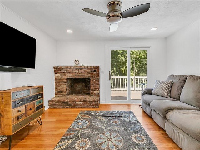25 King Terrace, Beverly, MA 01915