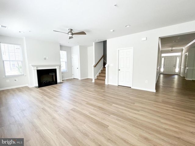 11551 BEACON HILL CT, Swan Point, MD 20645
