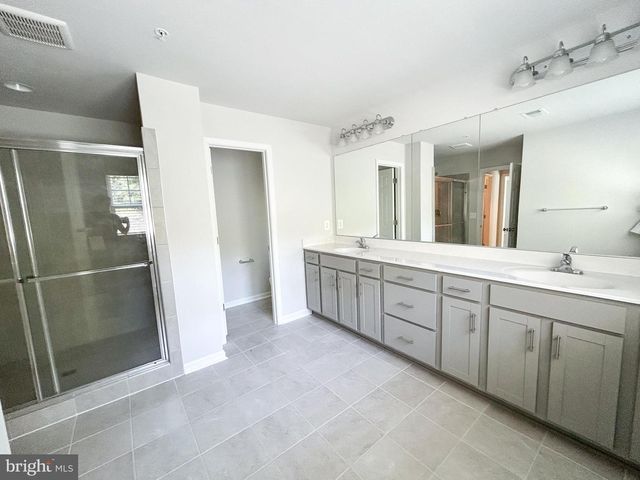 11551 BEACON HILL CT, Swan Point, MD 20645