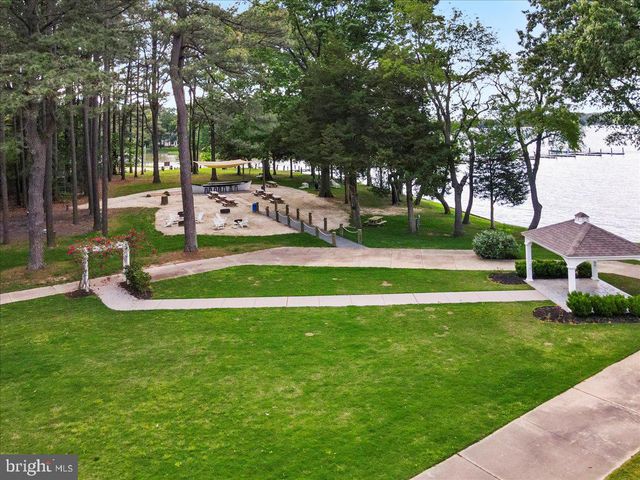 11551 BEACON HILL CT, Swan Point, MD 20645