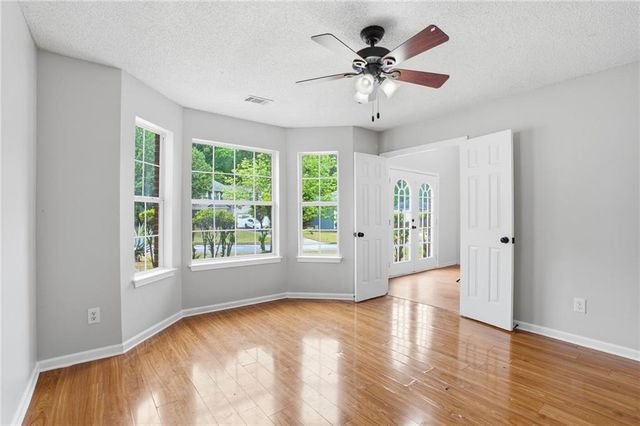 1592 Rogers Crossing Drive, Lithonia, GA 30058