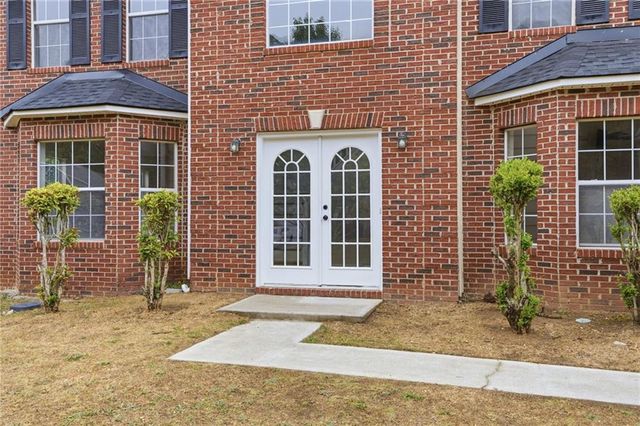 1592 Rogers Crossing Drive, Lithonia, GA 30058