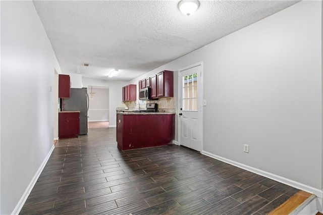 1592 Rogers Crossing Drive, Lithonia, GA 30058