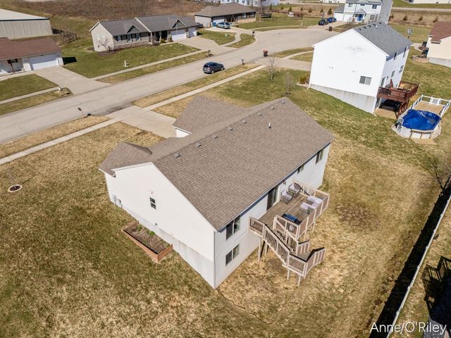 4255 Cloverfield Court, Wayland, MI 49348