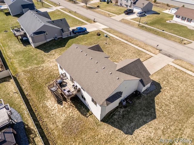 4255 Cloverfield Court, Wayland, MI 49348