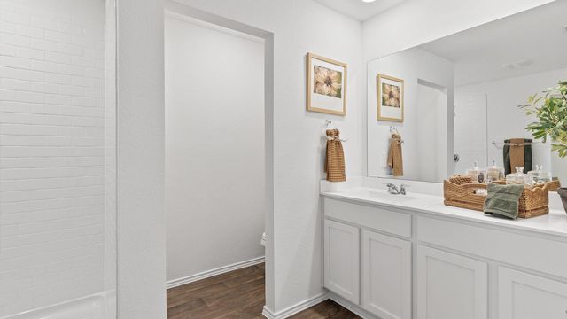 170 Schuenemann WAY, Uhland, TX 78640