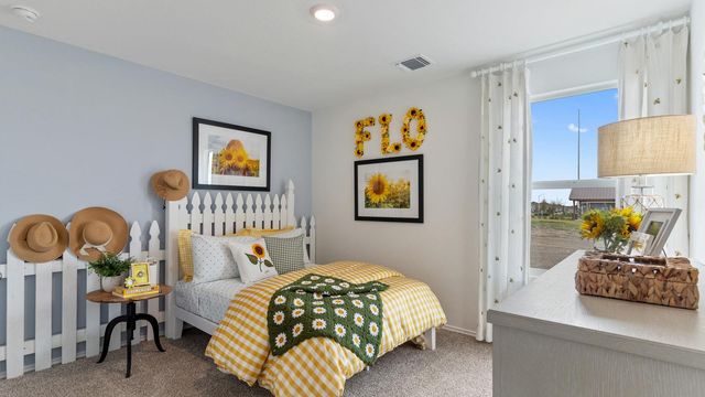 170 Schuenemann WAY, Uhland, TX 78640