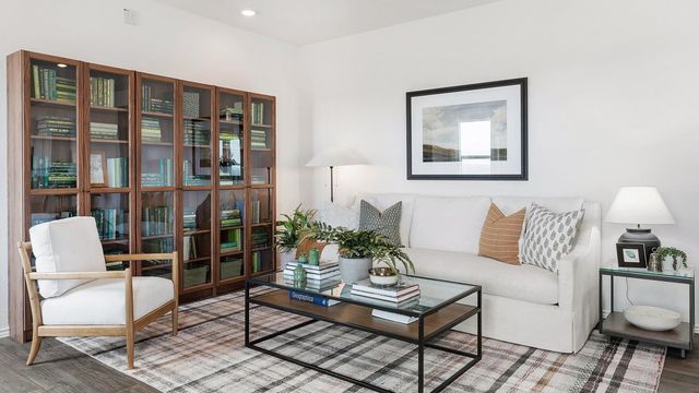 170 Schuenemann WAY, Uhland, TX 78640