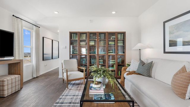 170 Schuenemann WAY, Uhland, TX 78640