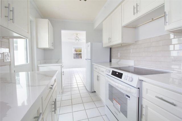 6960 A SUNSET DRIVE S 1C, South Pasadena, FL 33707