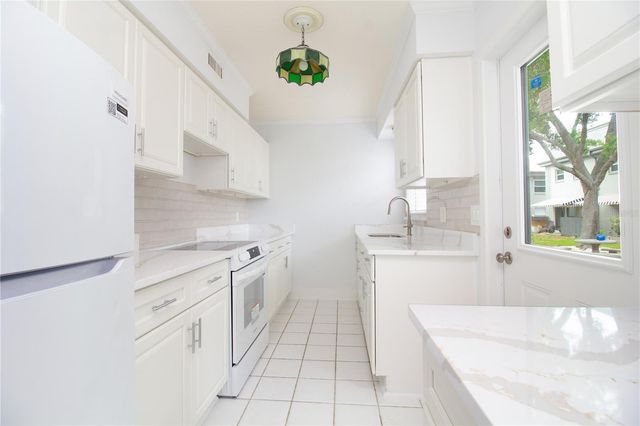 6960 A SUNSET DRIVE S 1C, South Pasadena, FL 33707