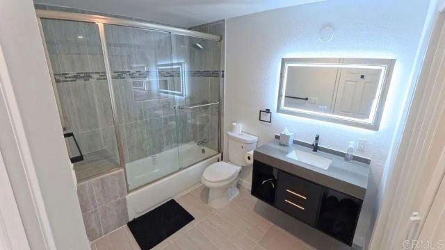940 S Upas Street, Escondido, CA 92025