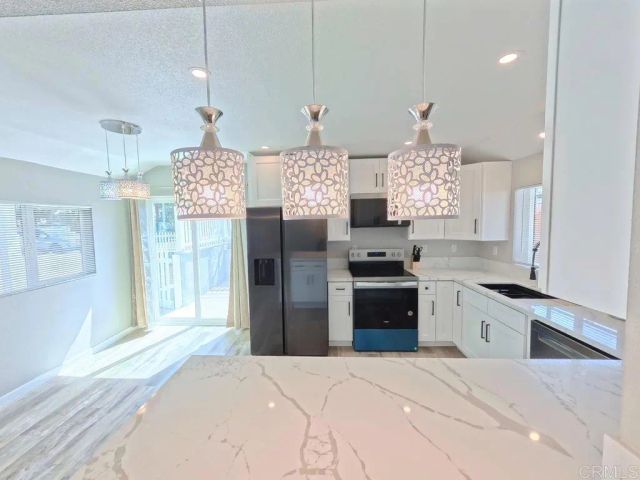 940 S Upas Street, Escondido, CA 92025