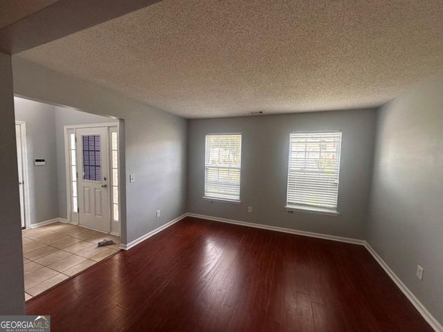 4935 Notting Glen Lane, Snellville, GA 30039
