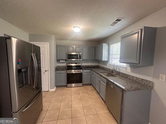 4935 Notting Glen Lane, Snellville, GA 30039