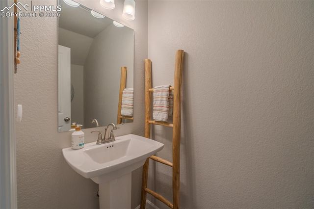 8622 Laurel Mountain View, Colorado Springs, CO 80924
