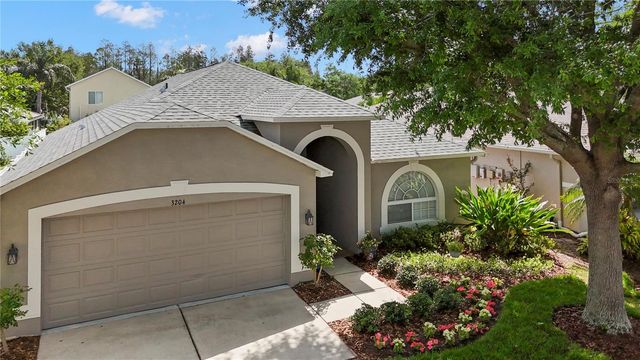 3204 PRAIRIE IRIS DRIVE, Land O Lakes, FL 34638
