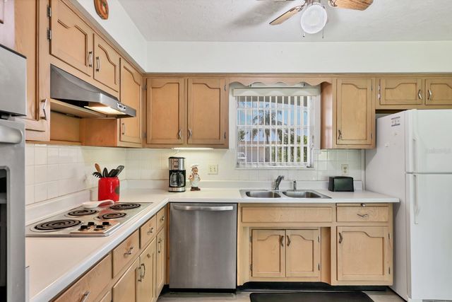 2619 CLIPPER SHIP WAY, Sarasota, FL 34231