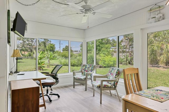 2619 CLIPPER SHIP WAY, Sarasota, FL 34231