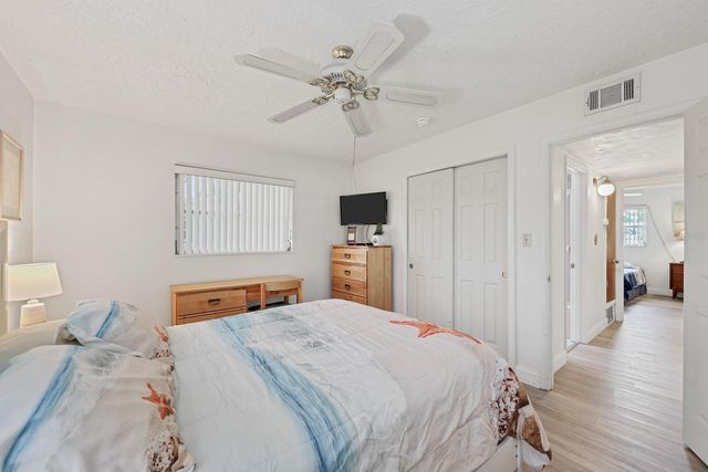 2619 CLIPPER SHIP WAY, Sarasota, FL 34231