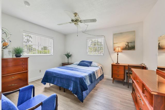 2619 CLIPPER SHIP WAY, Sarasota, FL 34231