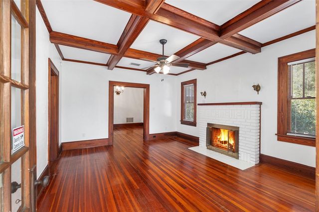 15670 S HIGHWAY 25, Weirsdale, FL 32195