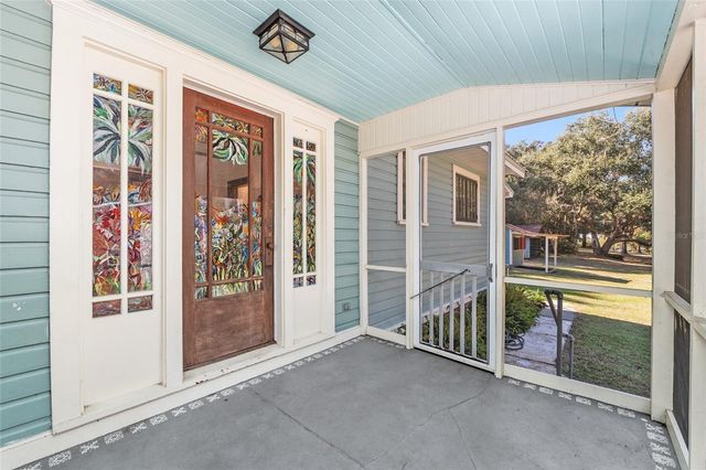 15670 S HIGHWAY 25, Weirsdale, FL 32195