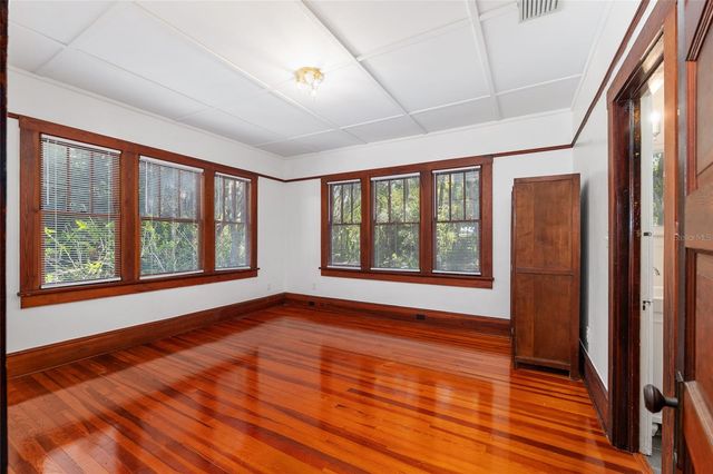 15670 S HIGHWAY 25, Weirsdale, FL 32195