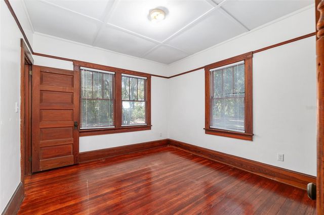 15670 S HIGHWAY 25, Weirsdale, FL 32195